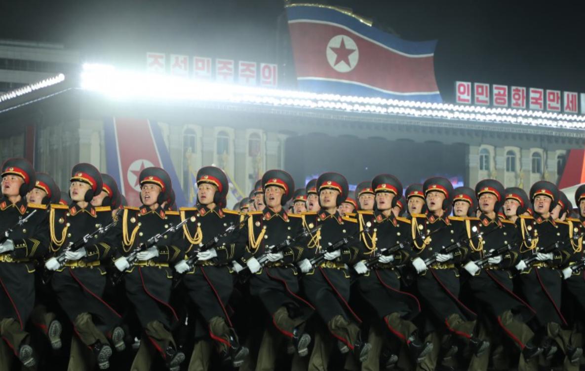 美国敢肆意拿捏小国，为啥偏偏不敢硬刚朝鲜？老实话太扎心很多老哥都纳闷，美国常年