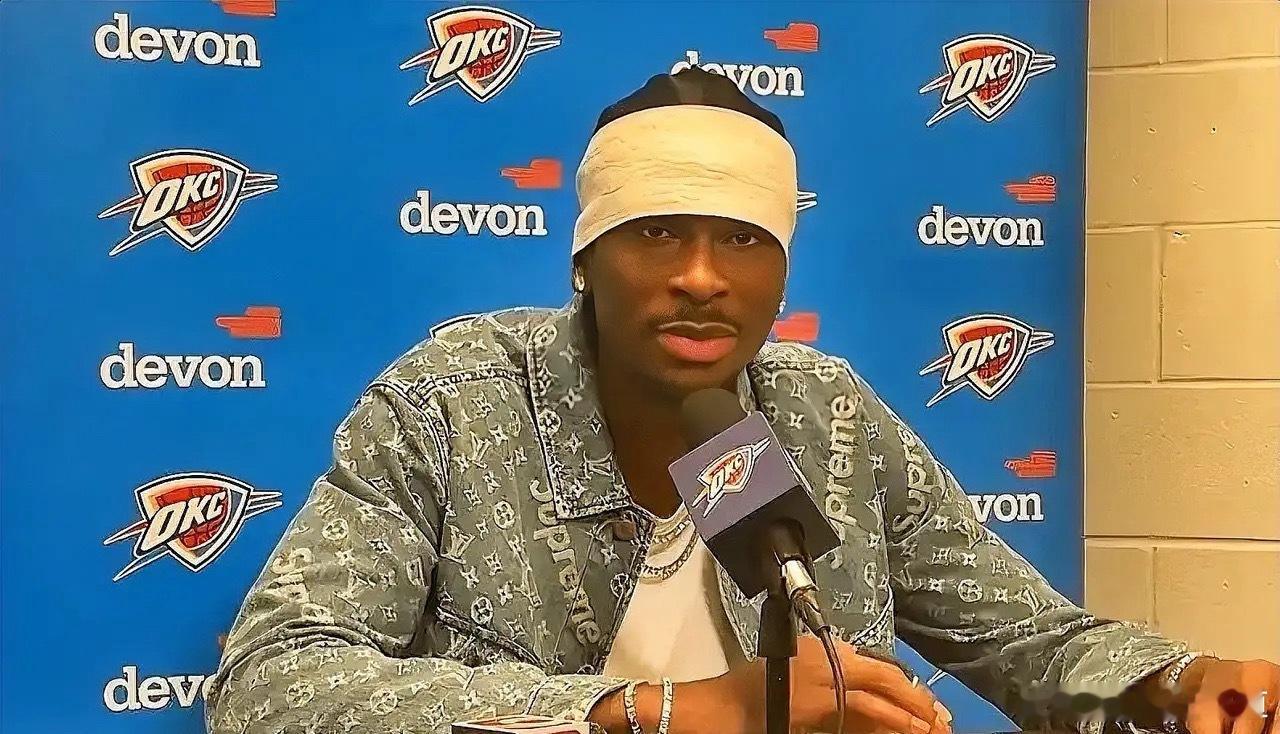 亚历山大终于认怂了！今日雷霆以110-130不敌马刺，本赛季惨败马刺双杀，也是赛