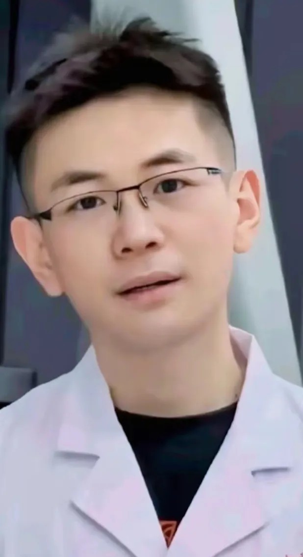 我懂罗医生的事为啥上不了热搜，因为这条内容大概率也会被限。其实我老早