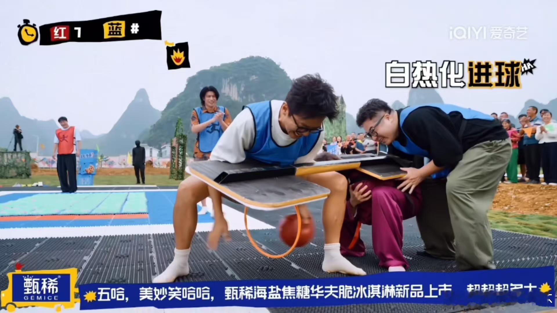 鹿晗控诉邓超鹿晗模仿邓超哈哈哈哈哈超哥进球如雨下，王勉欲哭无泪。鹿晗再现超哥经
