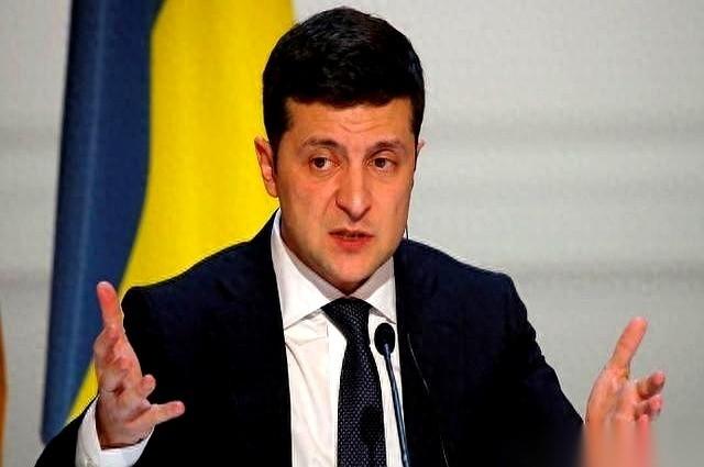 半夜刷手机，给我干清醒了。乌克兰的无人机，飞了1300公里，直接把俄罗斯老家一