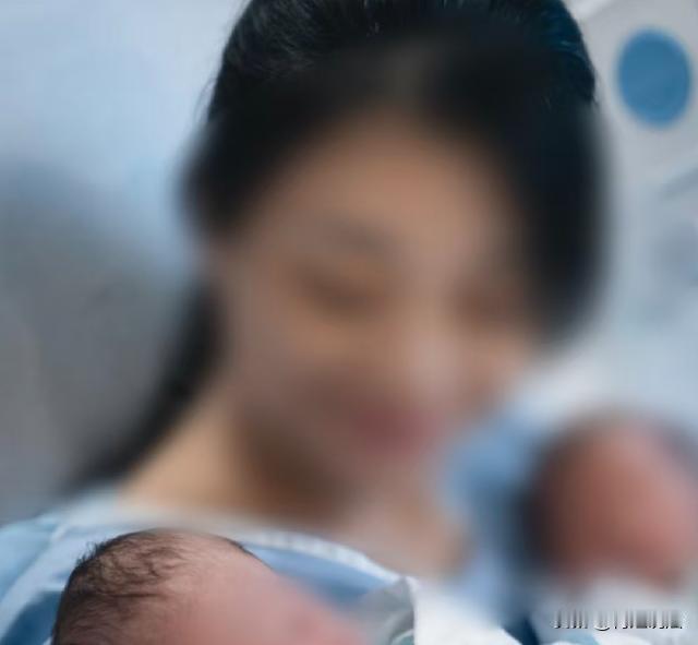 江苏，一女子结识了一名已婚男子，看到对方开工厂名下也有企业，女子有些心动，主动跟