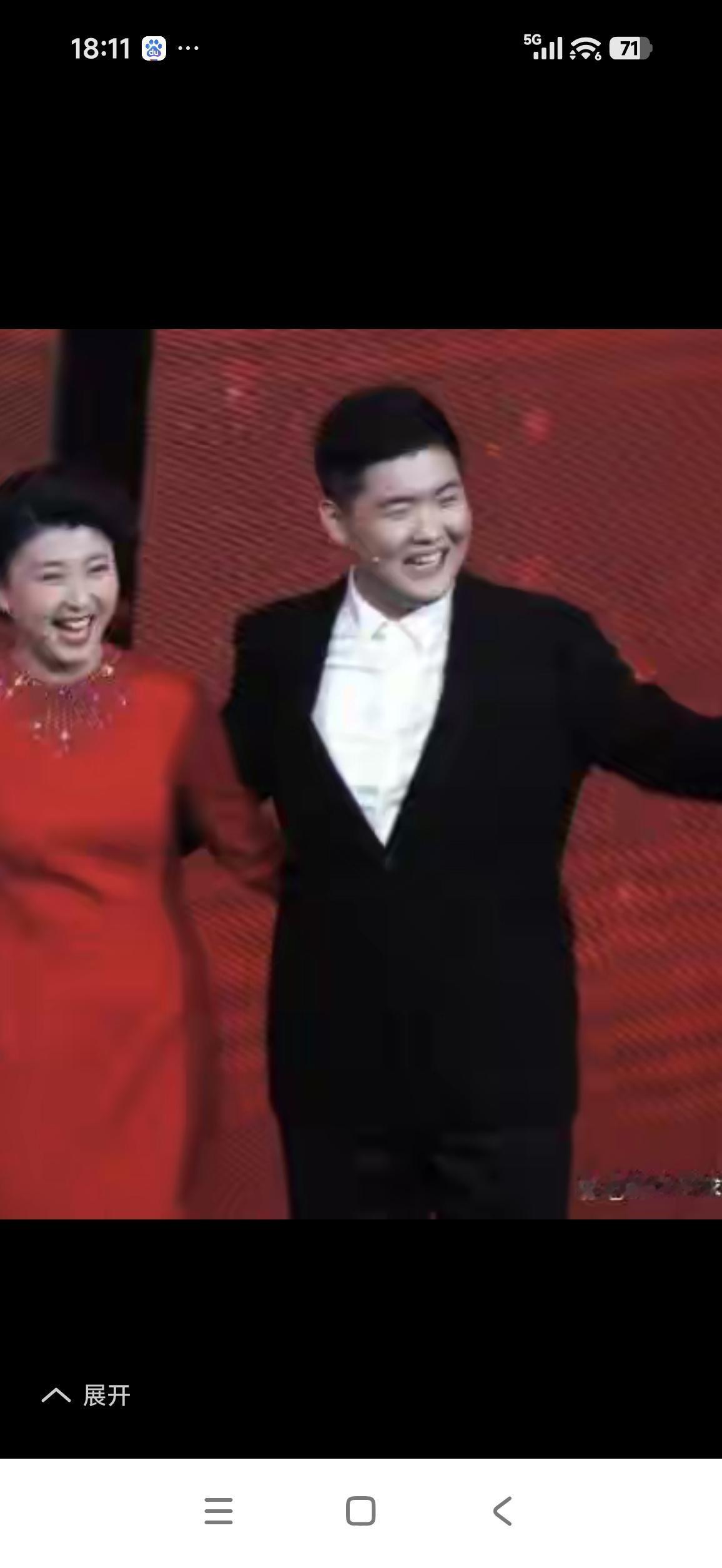 网友缘何不认可中戏的声明？近日，闫学晶哭穷炫富事件在网上持续发酵，其儿子是否就