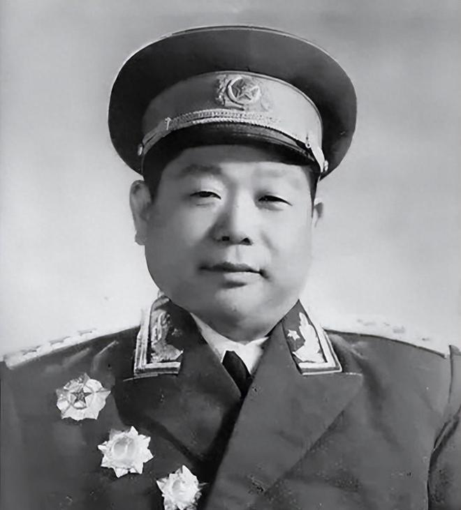 1982年，开国上将陈锡联遭遇人生最大悲痛：次子陈再文（空军借调民航的副机长，年