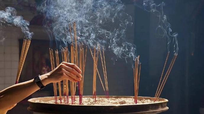 枭神夺食, 财星受克幼丧父