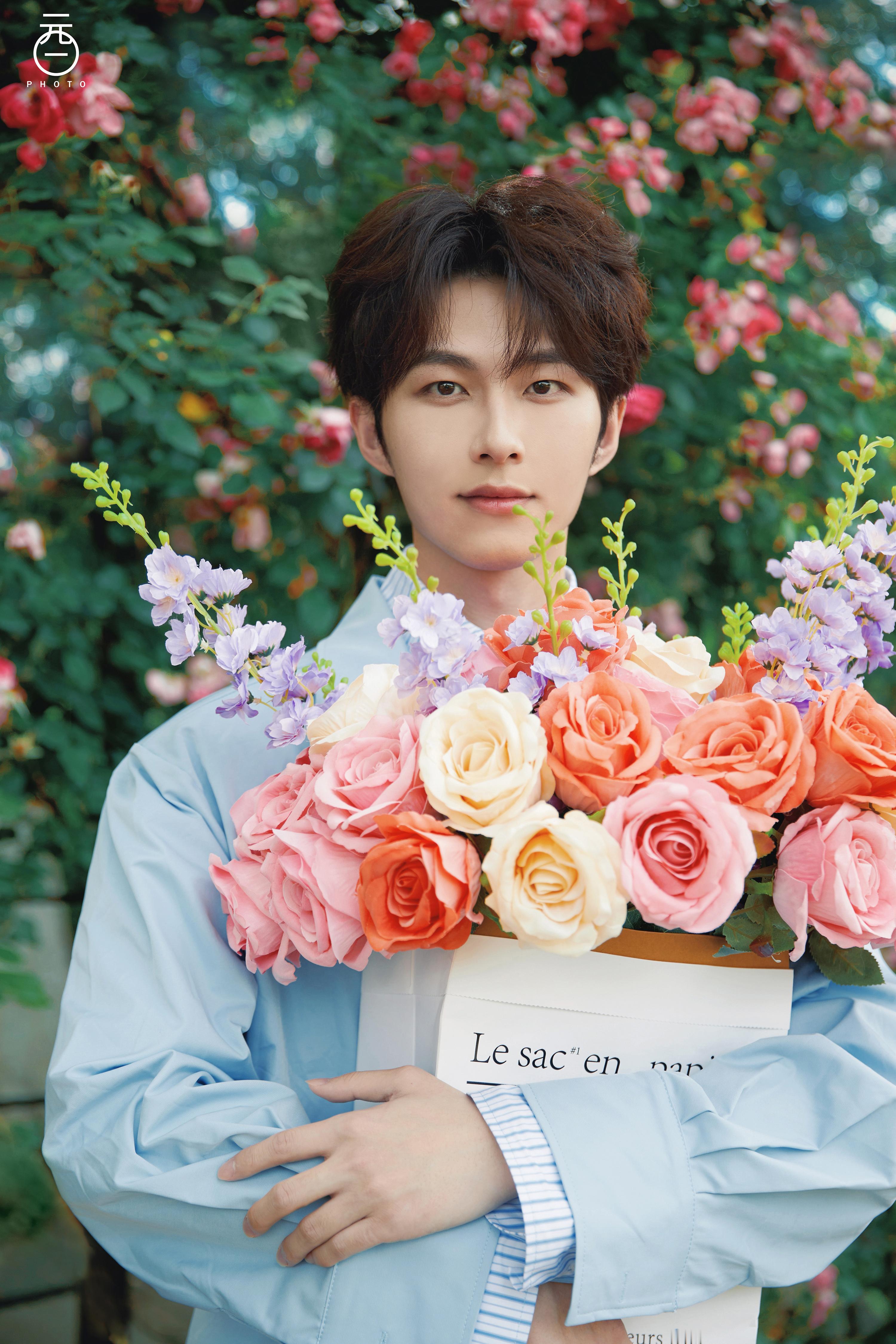 唯你的长夏永不凋落🌸我拍摄的李歌洋摄影李歌洋​​​