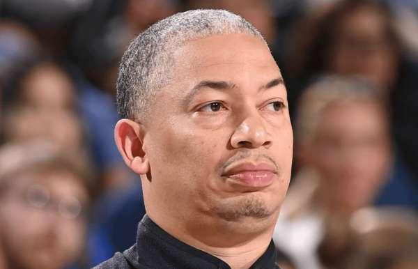 从未见过一个球员对球队的攻防体系伤害有这么大！大洛登场6分钟，球队输了16分，