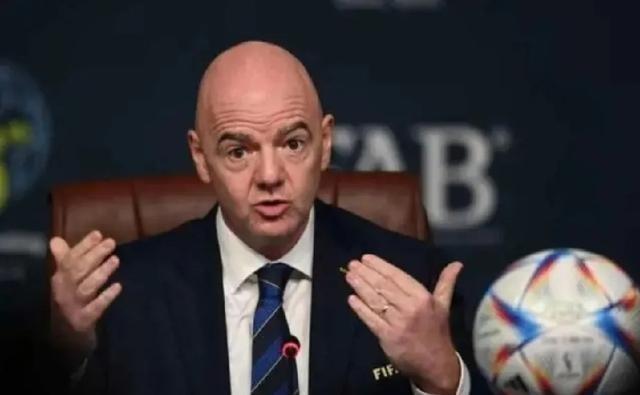 FIFA的国内代理人终于露出獠牙了！他们竟然公开威胁，说不买世界杯转播权，就是十
