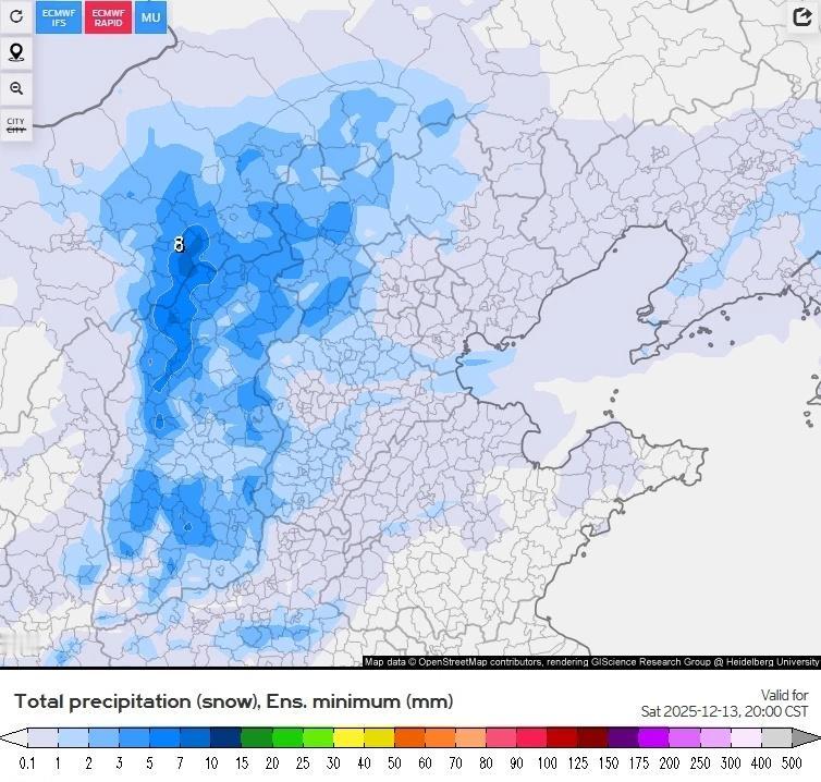 12.9-10:40参考目前的最新报（12-08/18z），京津的降雪调弱，为