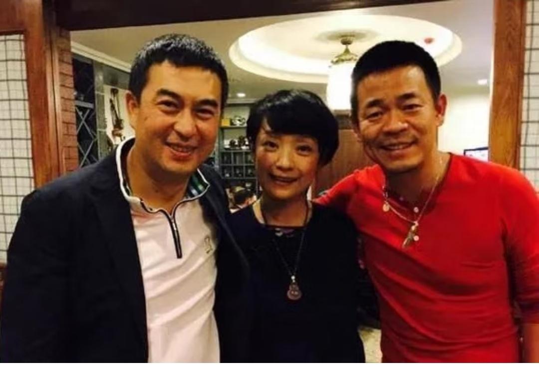 孙浩这人，越来越看不懂了90年代，他一场商演顶别人干10年可他愣是把10