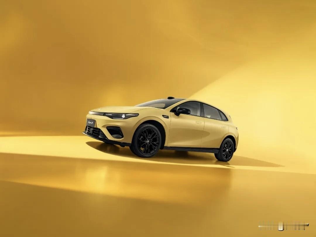 零跑造的车，真是越来越离谱了！全新Lafa5作为10万级运动轿跑，性价比直接拉满