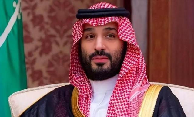 美伊战争英国也坐不住了！沙特也来掺一脚，竟然“背刺”中国，要将局面变成3打2？