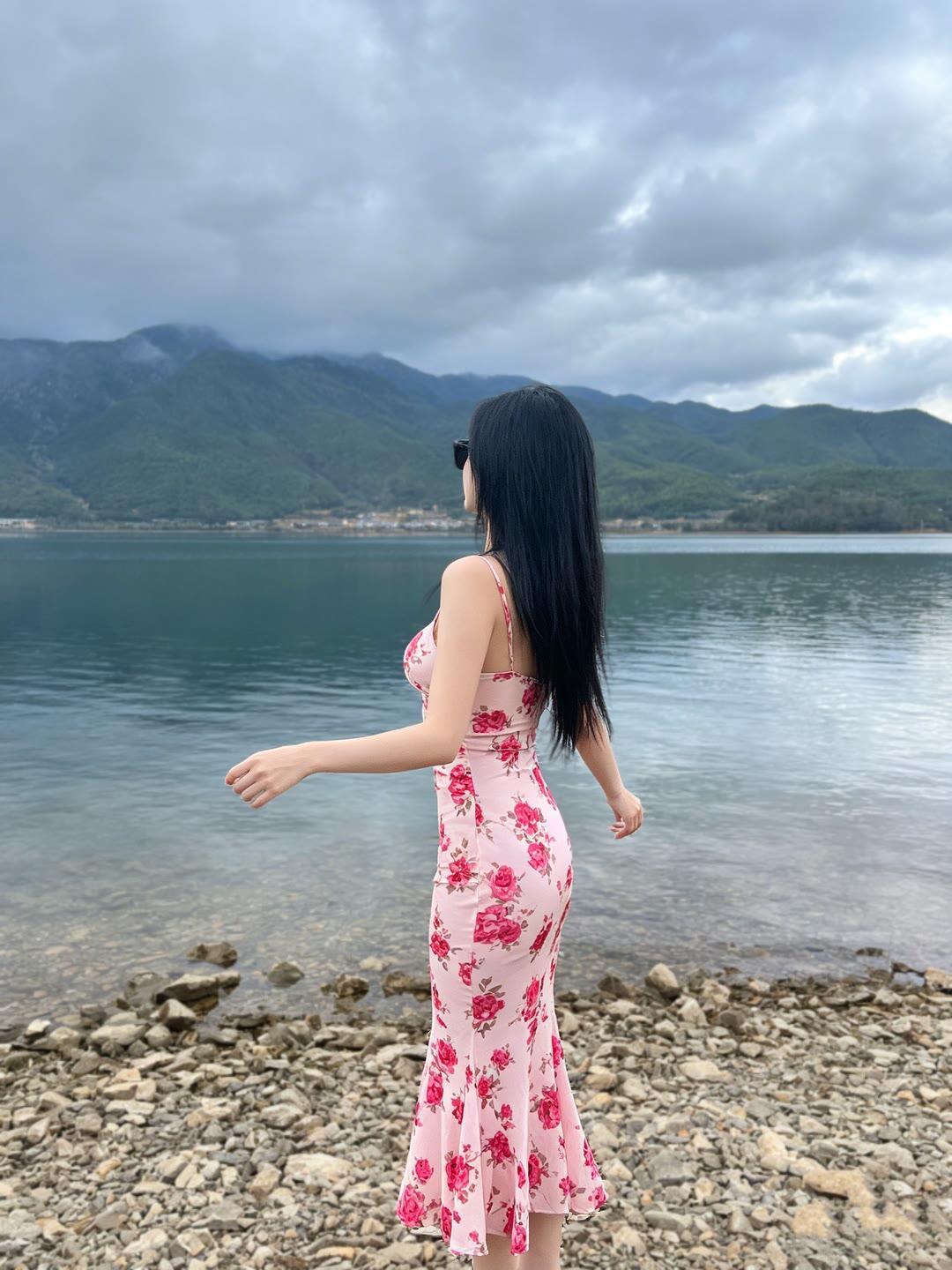 最近回农村，发现农村的人越来越多了，但也有一个特点，回来的多是上了岁数的