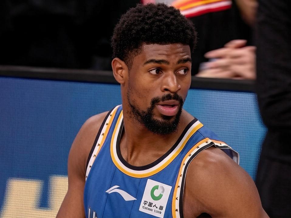 CBA最新消息：据BTV记者@勇方方报道：球队外援斯佩尔曼和贝利已经返回首钢训