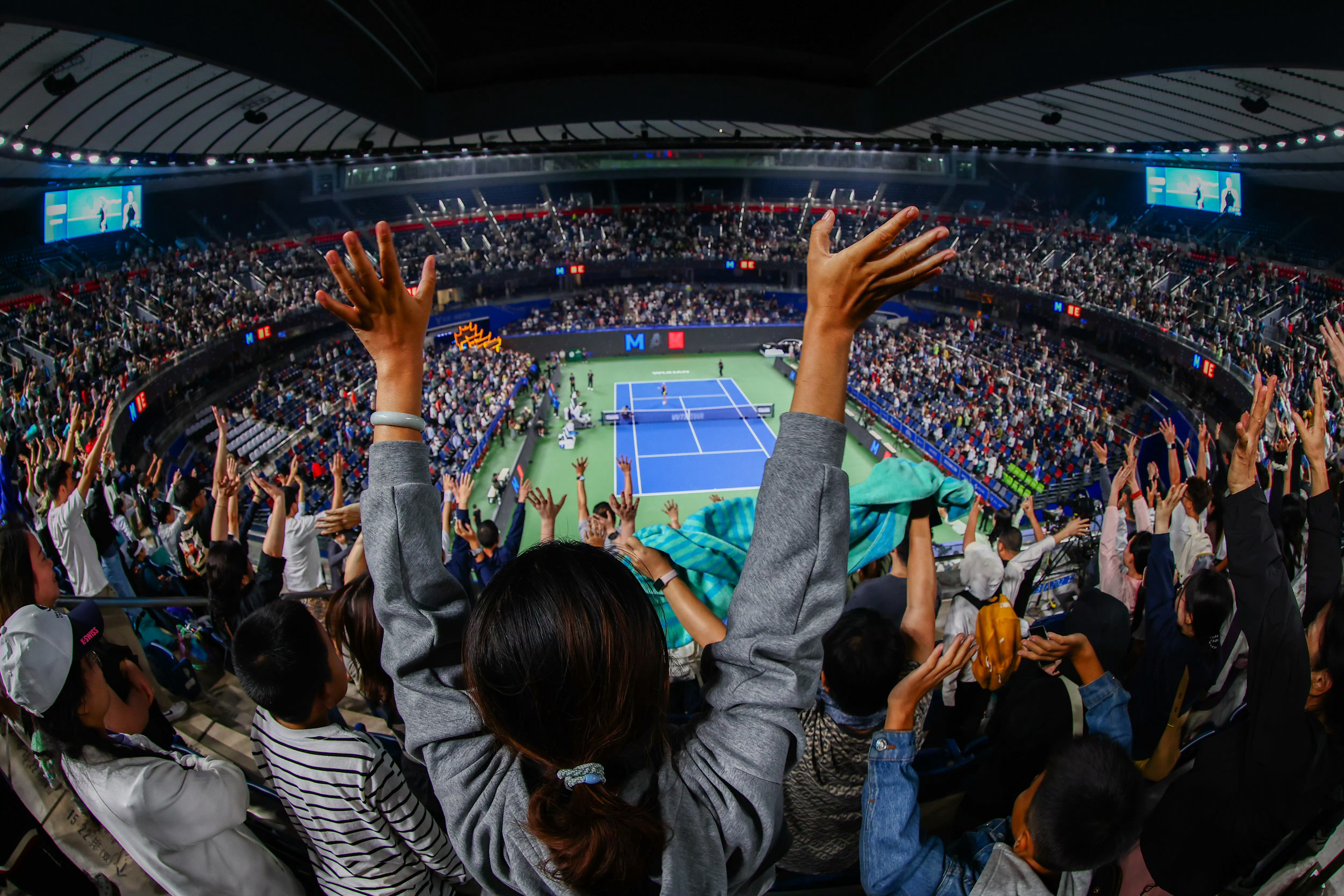 随着大坂直美和克雷吉科娃相继退出，2026武汉网球公开赛集齐七人退赛，召唤出了