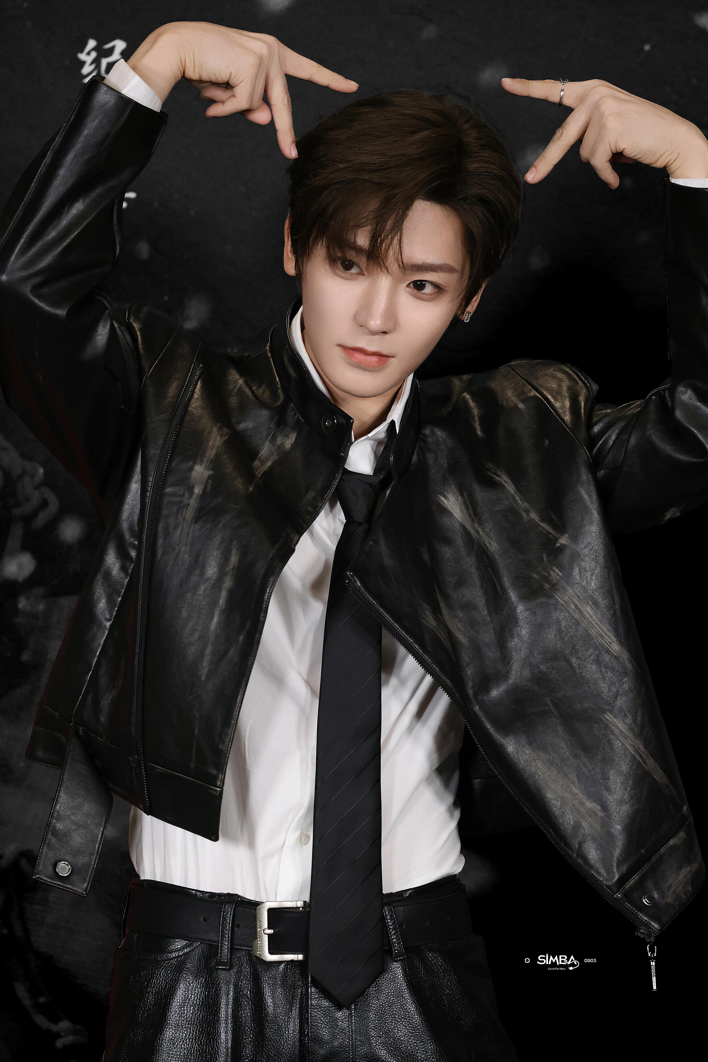 吃我一记喵喵拳！​​​