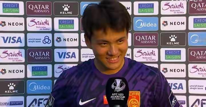 u23国足昨夜点球取胜进亚洲杯4强，有球迷说是李昊以一己之力扛着国足晋级。这说法