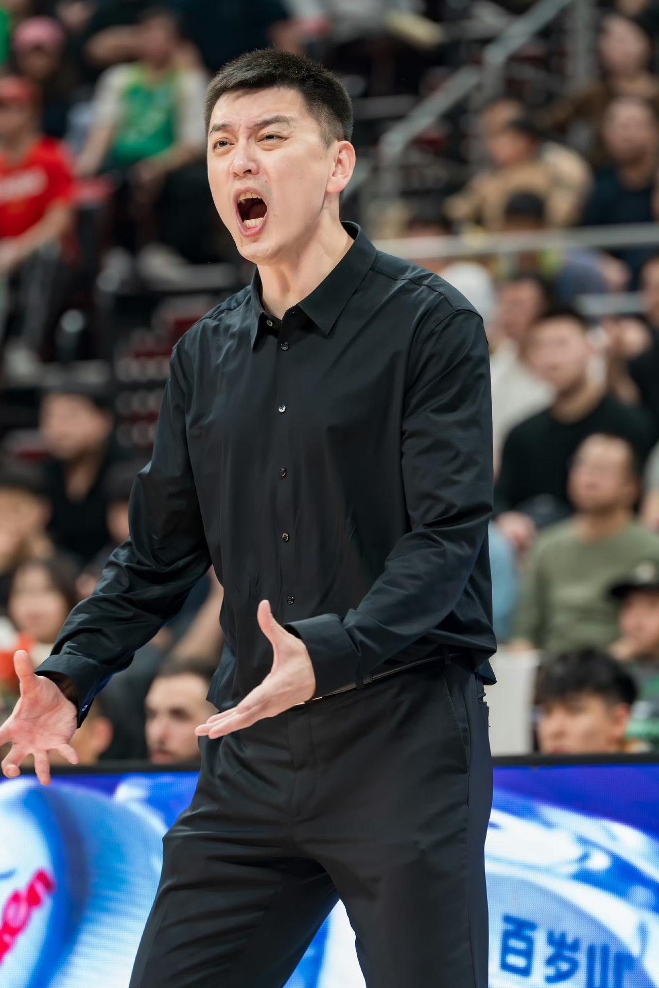 一场溃败，看出差距[捂脸哭]，辽宁64-96惨败给广厦，不得不感慨两点！1.广