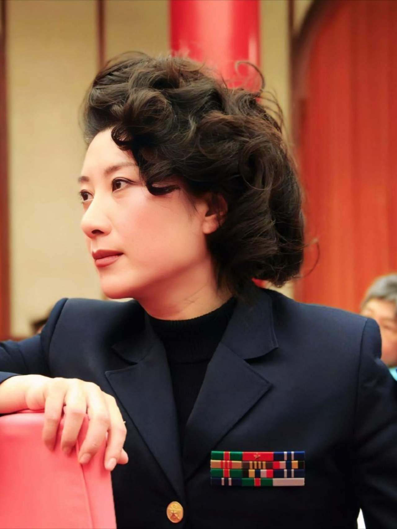 拒绝导演的“要求”，一直演女配角。但依然凭借精湛的演技被观众记住。王静，青岛姑娘