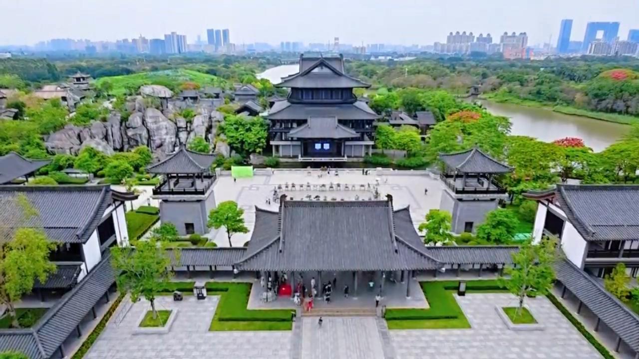 晒图笔记大赛广州新文化馆是全国最大的文化馆，占地面积大，融合汉唐风格和岭南园林特