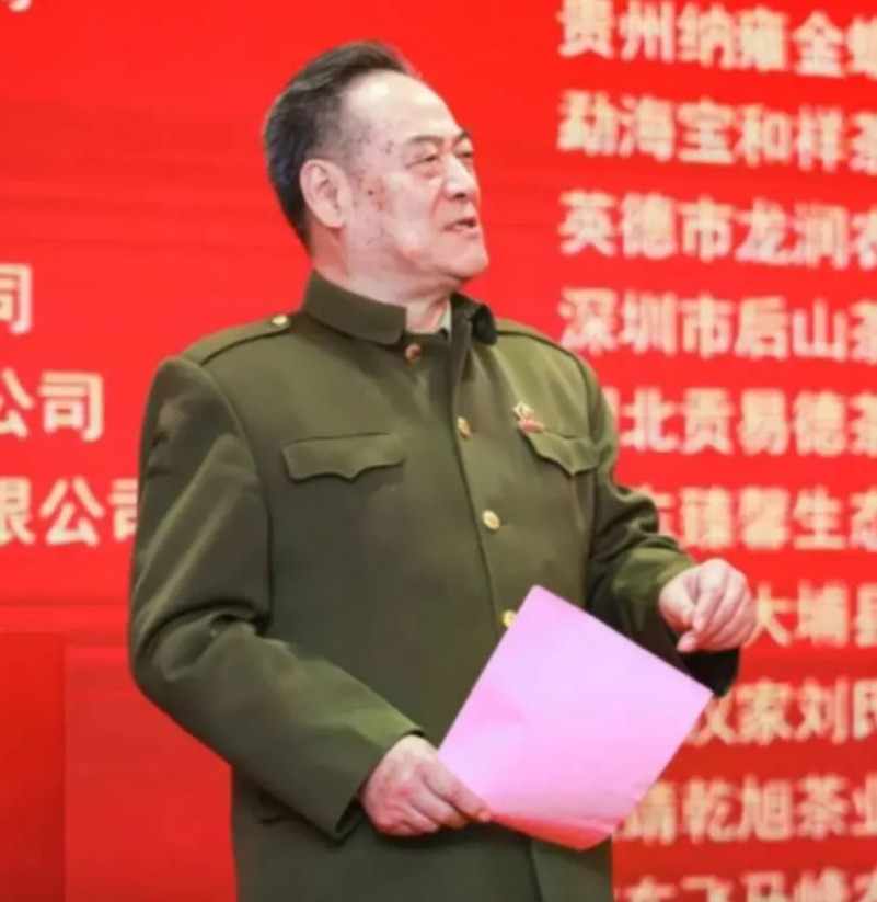 余姓男子今年只有73岁，却胆敢假冒抗美援朝老兵，就当他1953年去朝鲜，他也不过