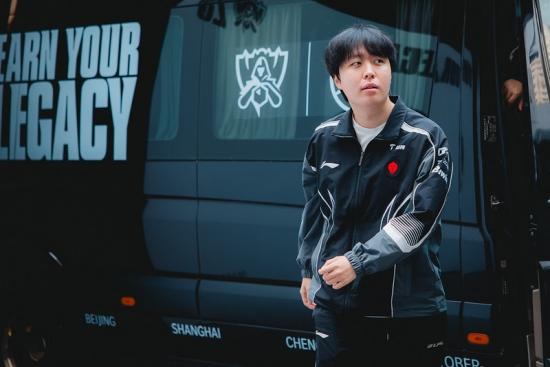 韩媒: Kanavi已与HLE完成签约