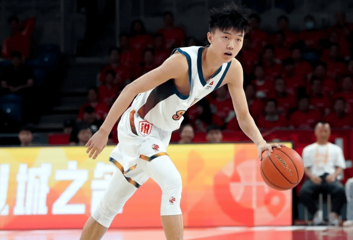 四川男篮总结比赛: 末节球队迫近分差, 无奈时间所剩无几