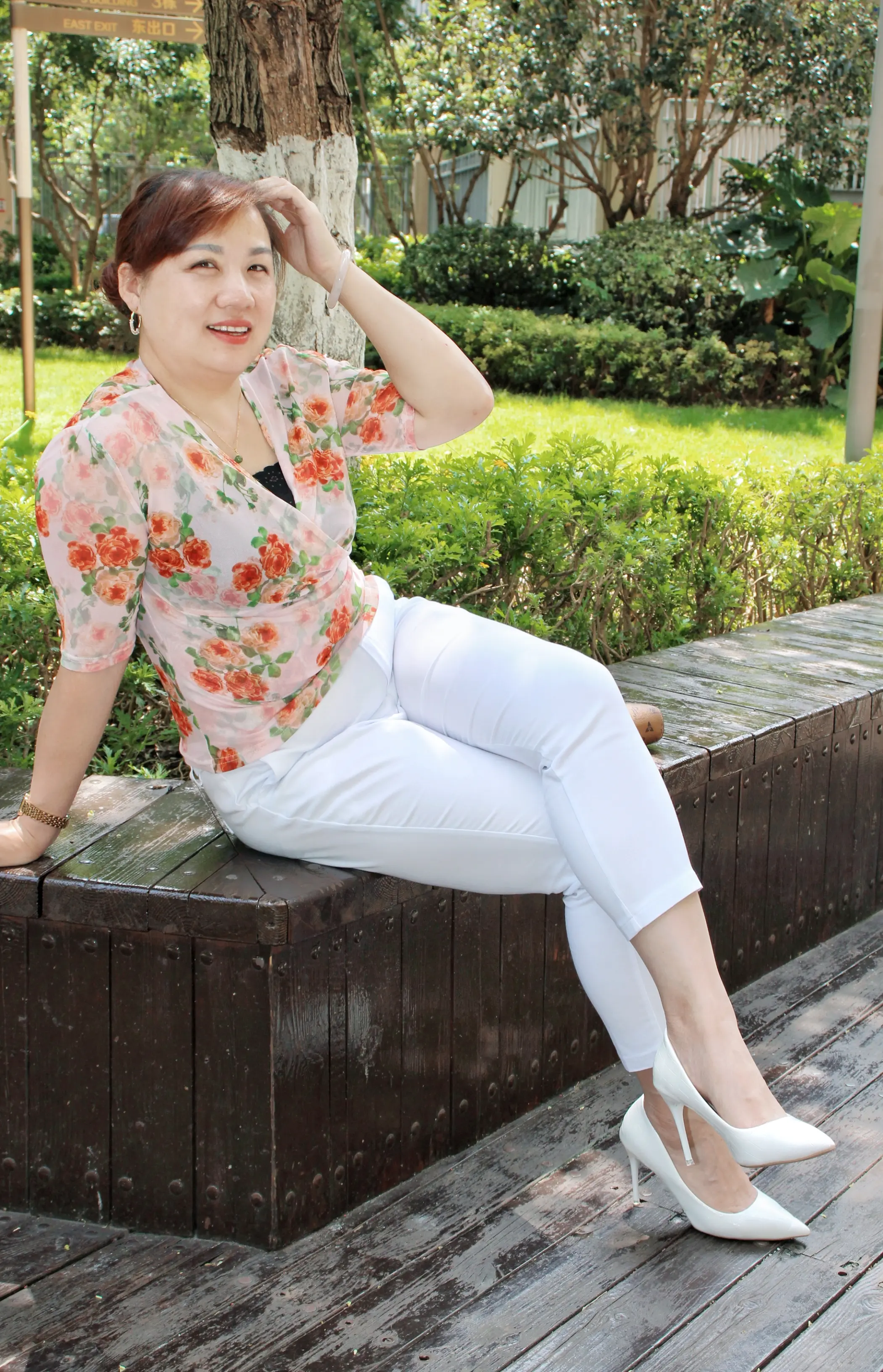 户外随拍 今天穿搭是否在你的审美里 女性穿搭ootd穿搭 日常穿搭自由...