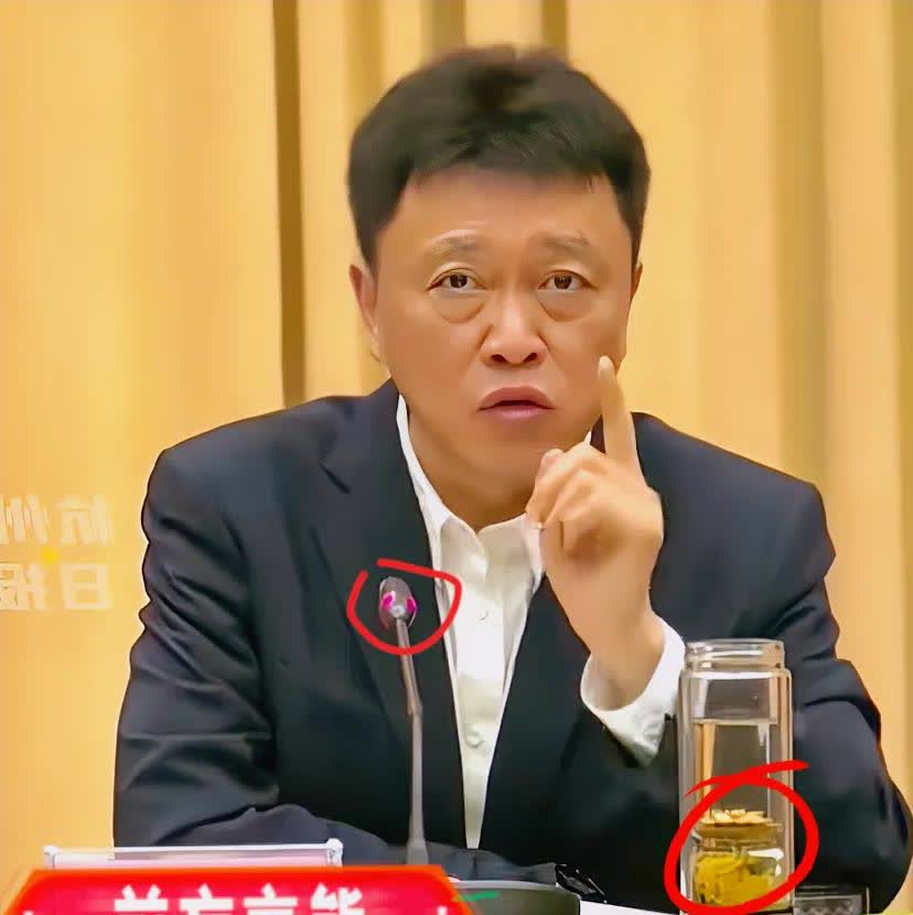 稳住！！重庆荣昌五一放大招！重庆荣昌区委书记在台上宣布：五一期间来旅游，