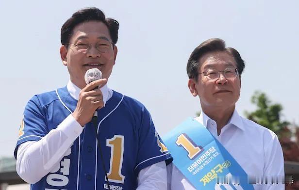 6月5日，韩国共同民主党前党首宋永吉补选议员后正式入驻国会议员会馆818号办公室