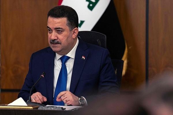 美国又多了半个交战方？！这事可就闹大了…前天晚上美国驻伊拉克军队半夜从伊拉克