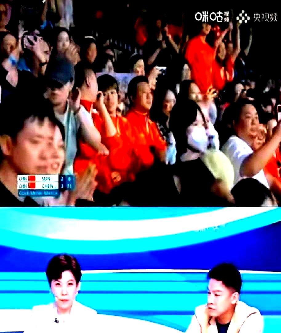 这个视频看的清楚，王艺迪旁边就是马琳指导！陈梦一拿下冠军，马琳就跟身旁的