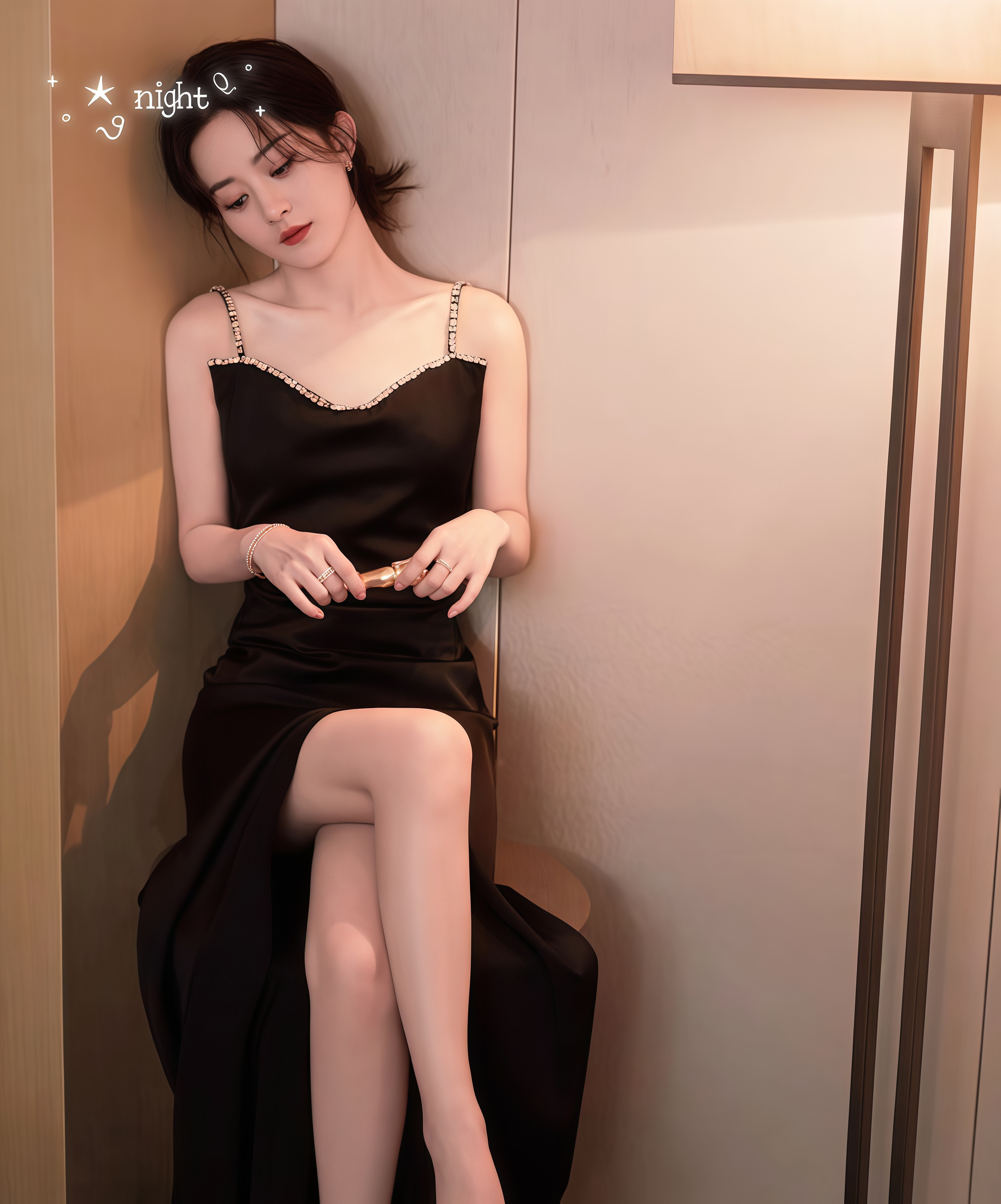 赵丽颖被冯绍峰称为“实在”的人。两人2016年因拍摄《西游记女儿国》传出绯闻，后来被拍到同框。为了澄