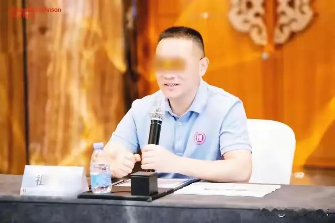 原来，祖院长的妻子，才是人间清醒啊。听说她也在那家医院工作，是心内科的护