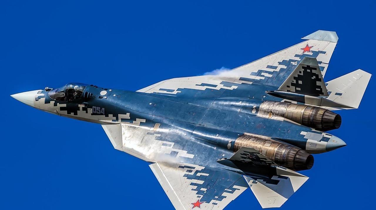 首批交付20多架！印度放弃F-35A选择苏-57，就是冲歼-10CE来的？印度