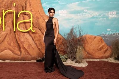 在美国加州洛杉矶赞达亚、悉德妮·斯威尼、亨特·莎弗出席《亢奋》第三季首映式