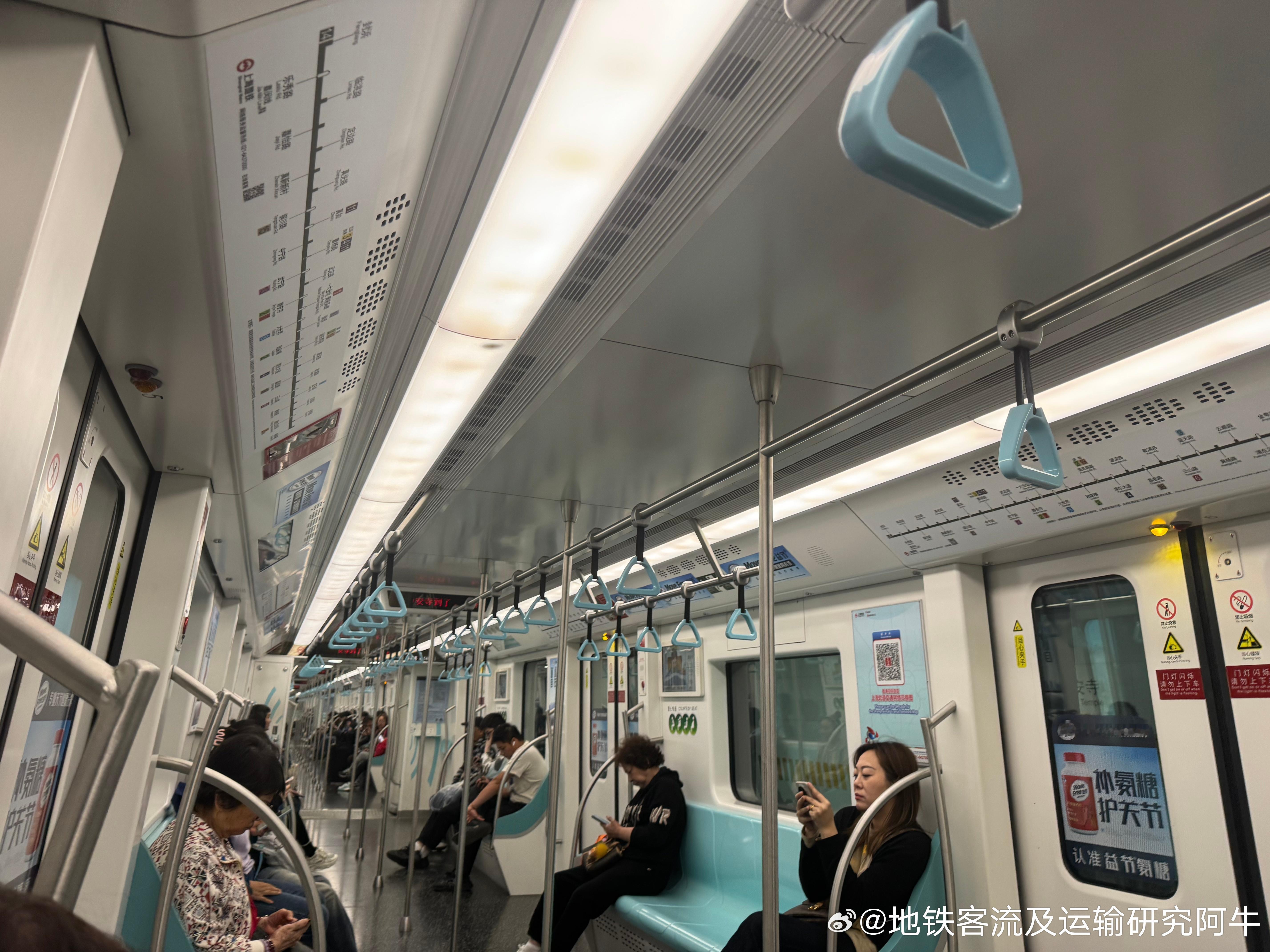 上海地铁网友：2026年5月1日上海地铁14号线p110:27静安寺-武定
