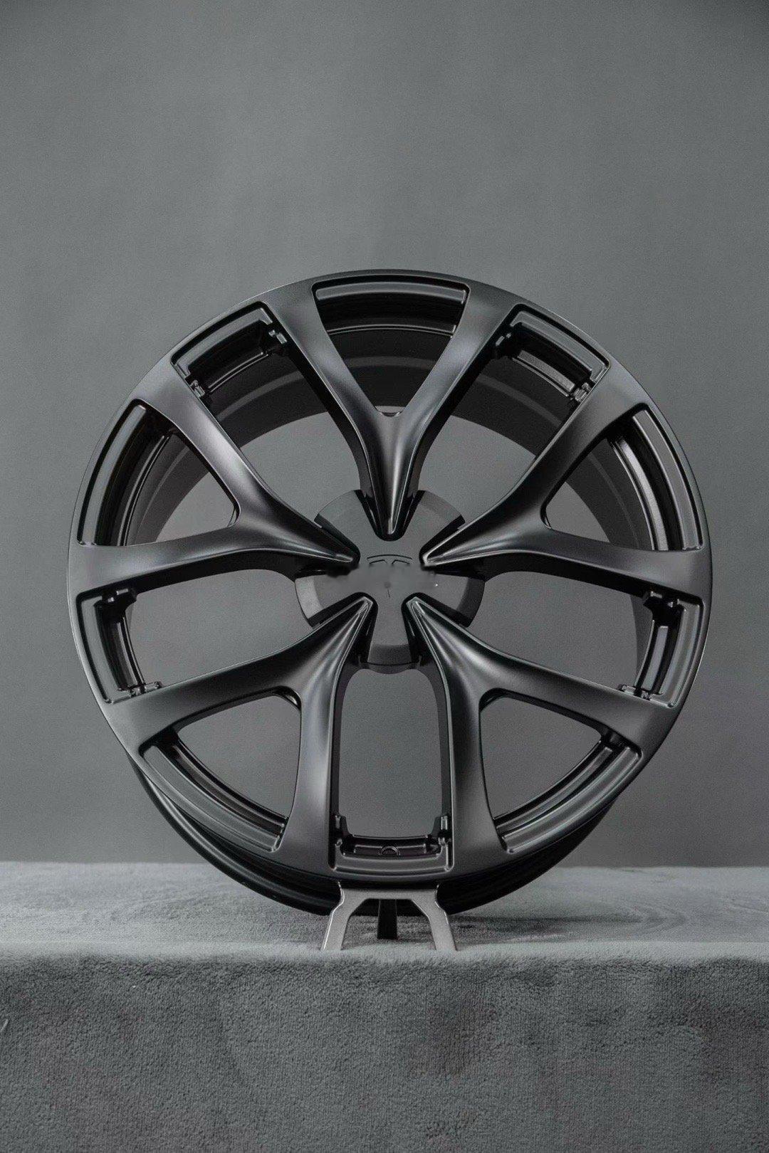 特斯拉Y，定制出货，可以继续跟单TLFW𝐅𝐎𝐑𝐆𝐄𝐃个性化