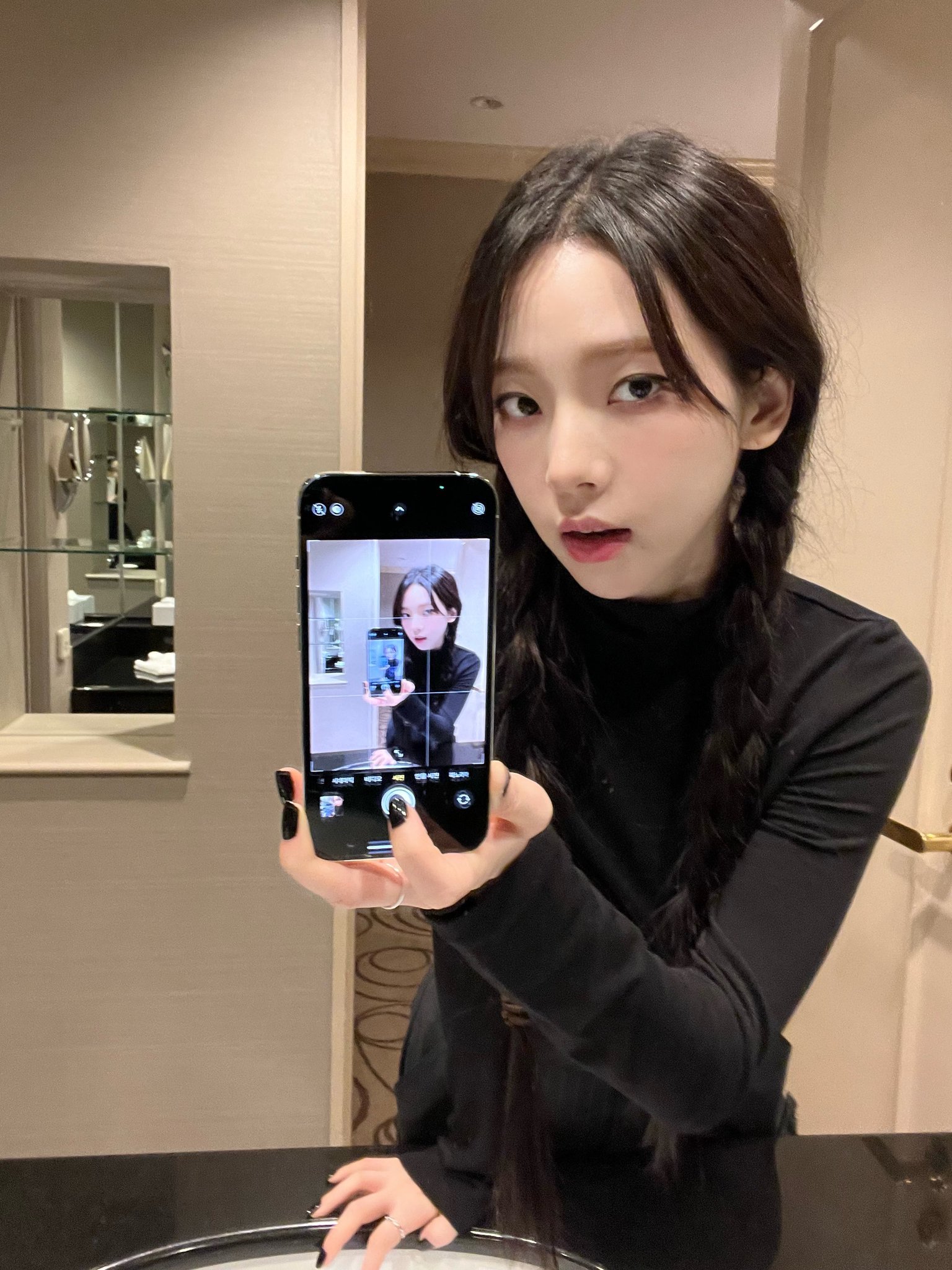 #柳智敏#|2023.3InstagramOSAKA♥️🎶🐈‍⬛#柳智敏##karina##in