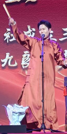 孟鹤堂周九良徐州办专场，云鹤九霄全凑齐，大合影照师哥陶阳在C位！德云社孟鹤堂、周