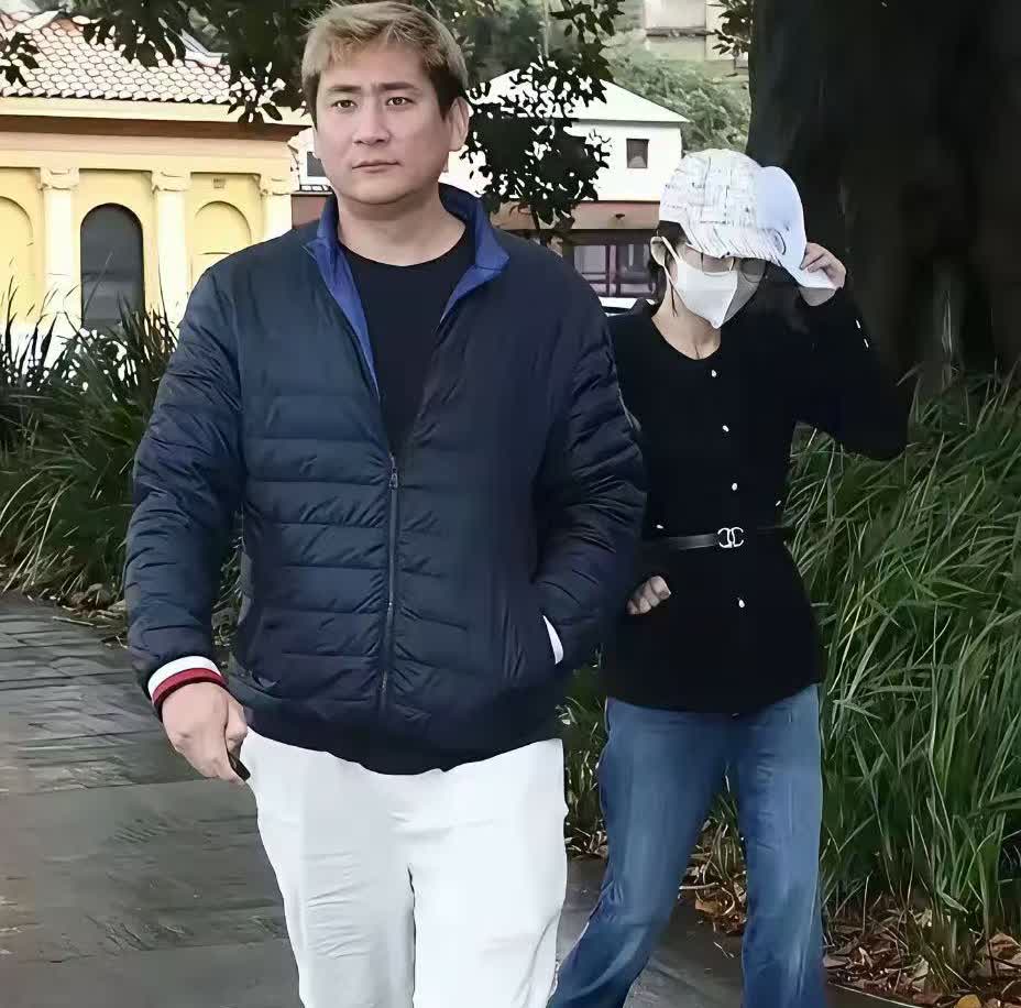 为什么有钱人都往国外跑？但凡有点钱的人，都把自己的财产转移到国外，且还在国外