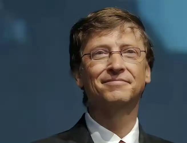 爱泼斯坦案最新文件曝光，比尔盖茨被卷入舆论漩涡，首度公开回应。他明确表态：