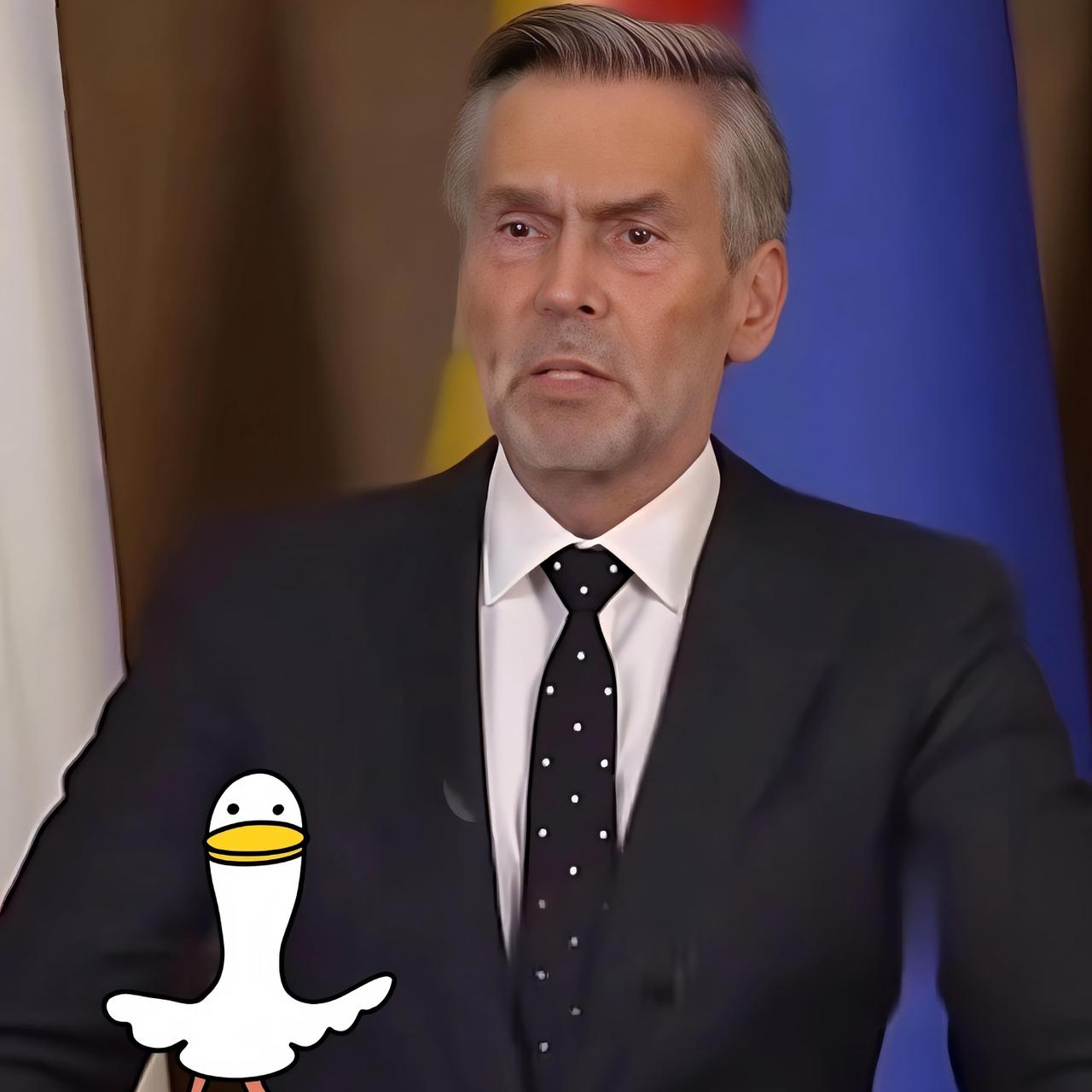 果然被猜中了！荷兰太大胆了！荷兰在10月31日出台了更加严厉的芯片设备出口新