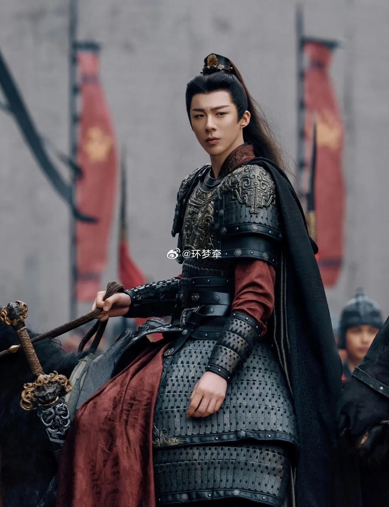 同样都是骑马，刘宇宁和张凌赫谁更有将军气场？