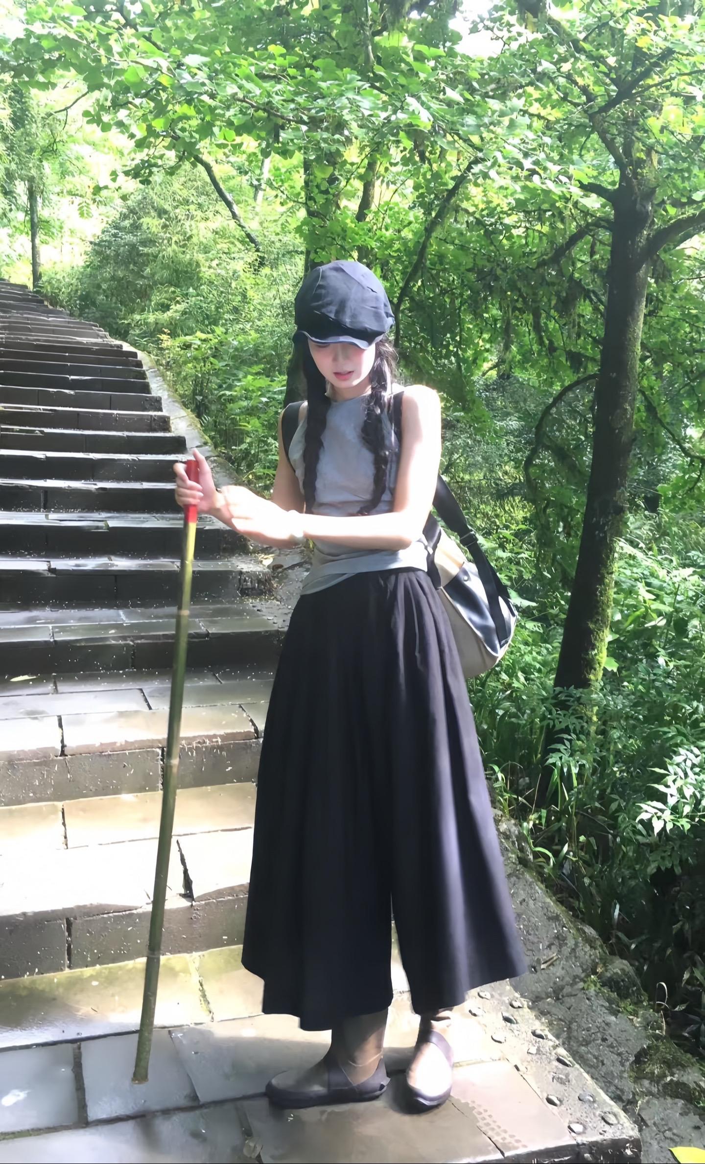 夏季穿搭 显瘦穿搭 夏日穿搭有这搭配公式就够了 简约休闲风 穿搭ootd