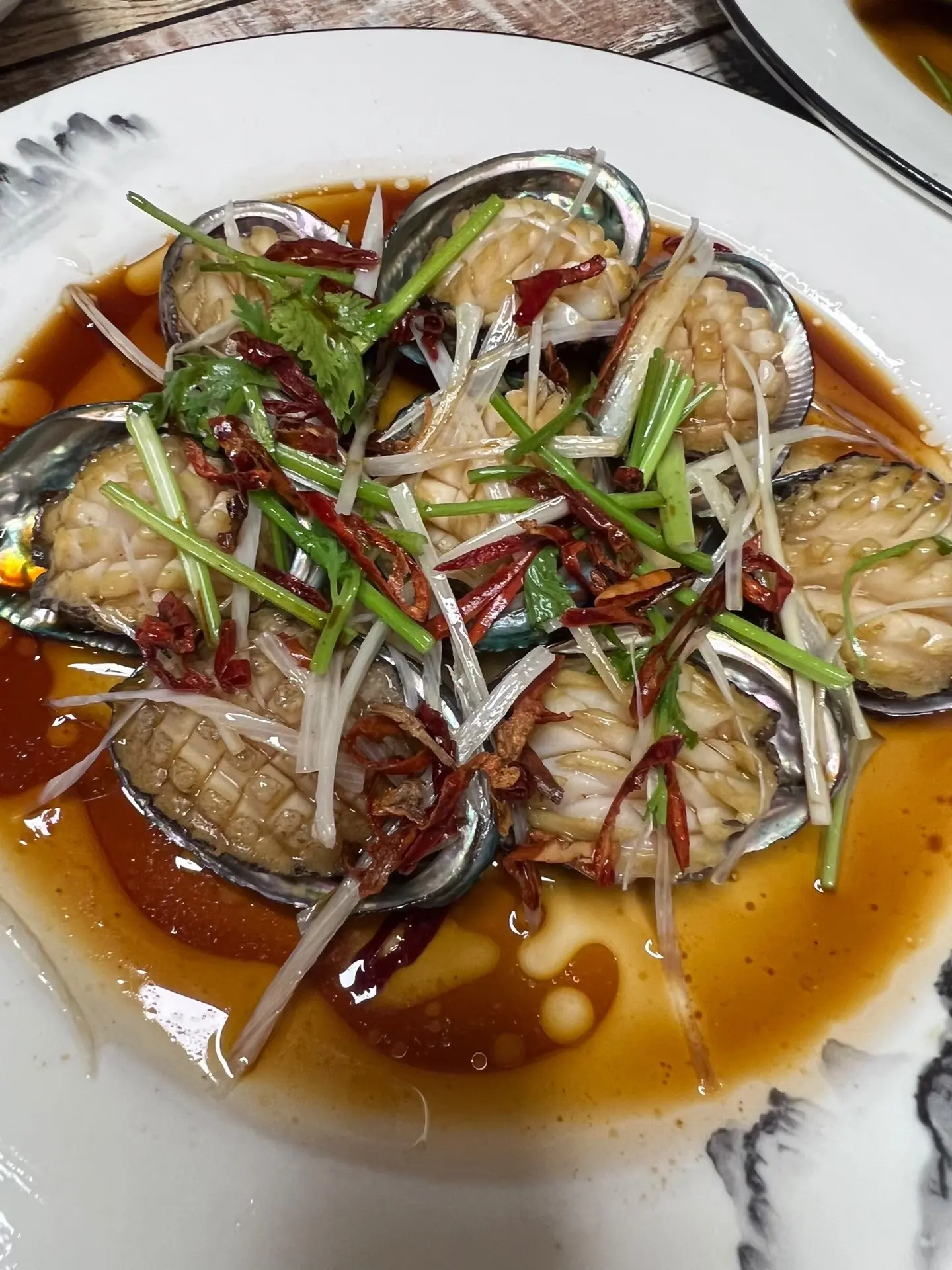 品尝美食！也是一种乐趣！