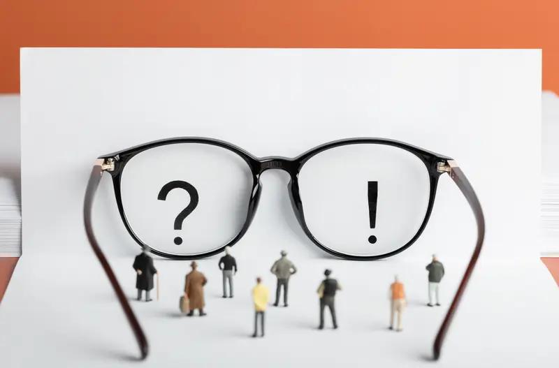 眼镜戴戴停停更伤眼？90%的人都做错了！近视的朋友注意了！眼镜到底该一直戴，