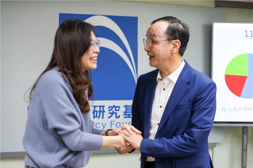 卢秀燕、朱立伦系喊话9000亿军购 国民党中央：这不是喊价比赛！针对美国方