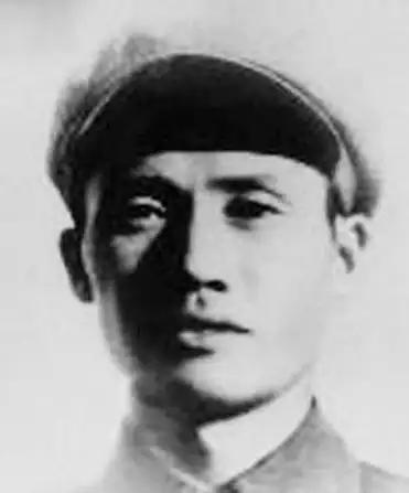 1950年，零下40度！副军长吴国璋将800名美军俘虏关进废弃矿洞，他万万想不