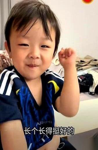 网红大敏一年砸20万请了个保姆，结果钱没愁，反倒天天愁三个儿子的身高。最揪心的